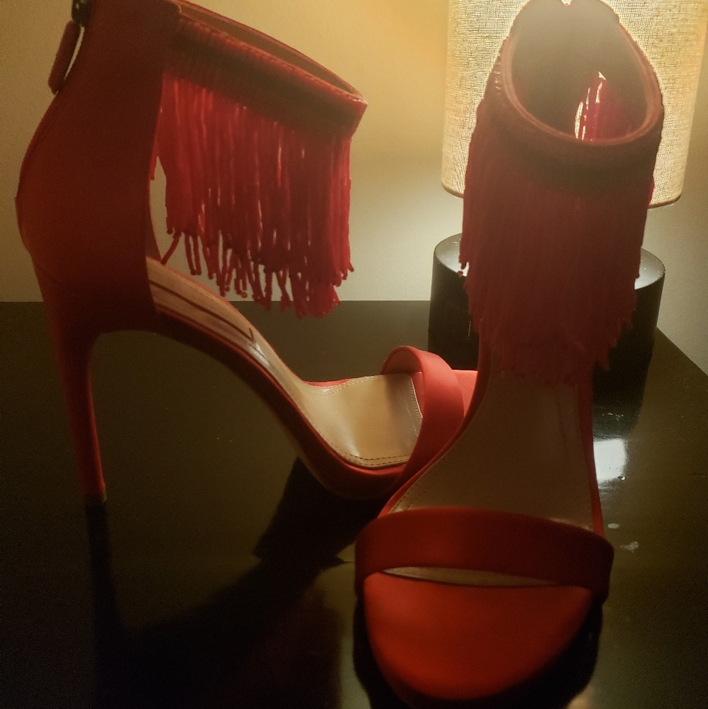 BCBG Vero Cuoio Red Heels